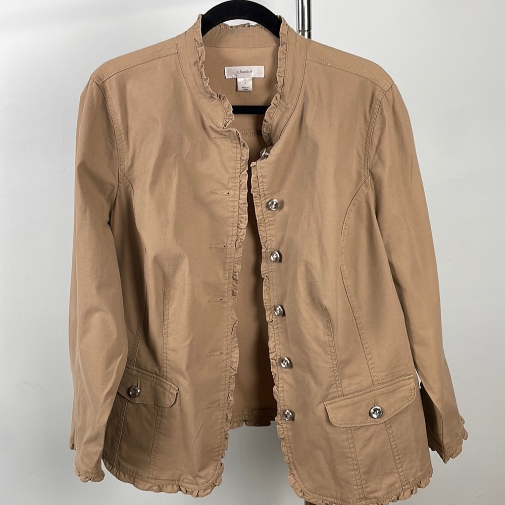 Khaki jacket with ruffled edge and sparkly buttons